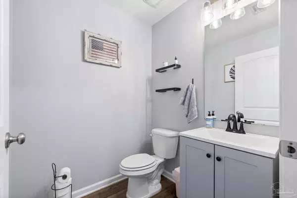 4678 Perception Cir, Milton, FL 32570