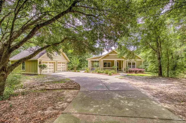 7515 Whiting Acres Ln, Milton, FL 32570