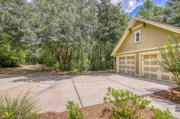 7515 Whiting Acres Ln, Milton, FL 32570