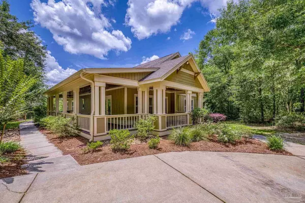 7515 Whiting Acres Ln, Milton, FL 32570