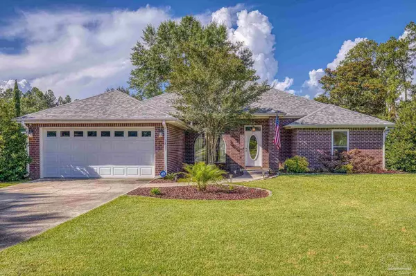 3427 Riverview Dr, Pace, FL 32571