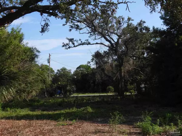 3150 Linden Ave, Gulf Breeze, FL 32563