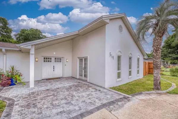 519 Kelly St, Destin, FL 32541