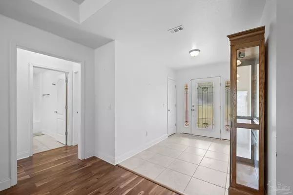 6218 Audubon Dr, Milton, FL 32570