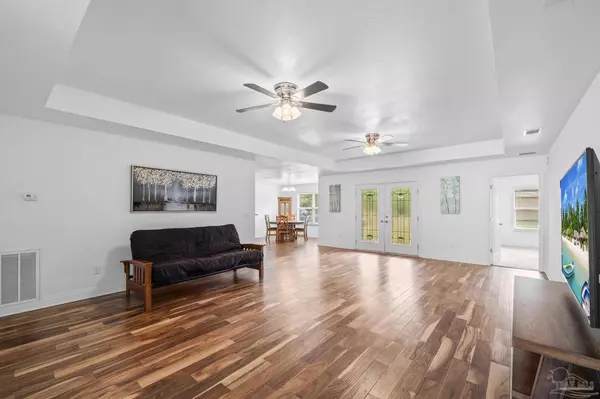 6218 Audubon Dr, Milton, FL 32570