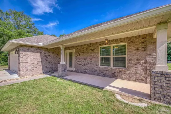 6218 Audubon Dr, Milton, FL 32570