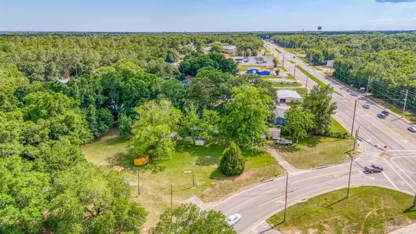 5901 Carroll Rd, Milton, FL 32583