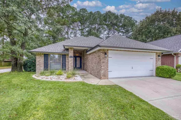 5921 Dunridge Dr, Pace, FL 32571