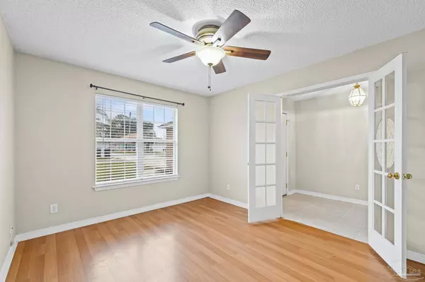 2517 Gulf Breeze Ave, Perdido Key, FL 32507