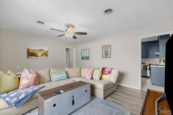 8020 Lawton St, Pensacola, FL 32514