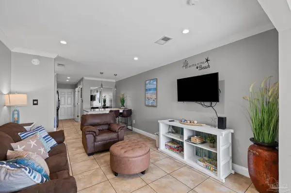 7453 Sunset Harbor Dr, Navarre Beach, FL 32566