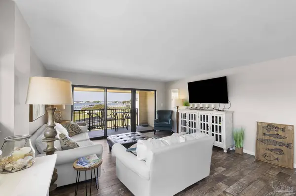 900 Ft Pickens Rd, Pensacola Beach, FL 32561