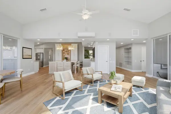 5556 Michael Dr, Milton, FL 32583