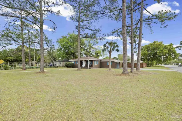 1801 E Cross St, Pensacola, FL 32503