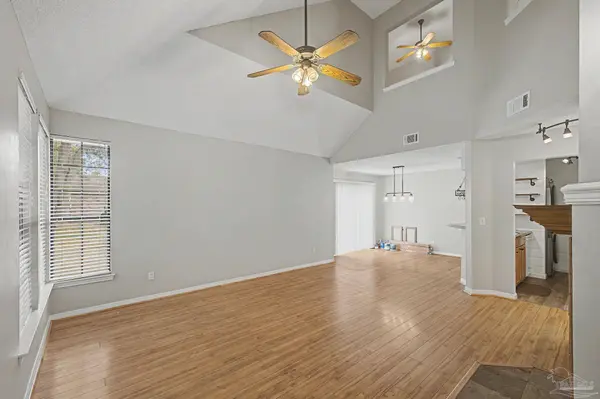 1100 Crosswinds Lndg, Ft Walton Beach, FL 32547