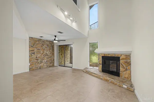 9984 Fairway Villas Ln, Pensacola, FL 32514