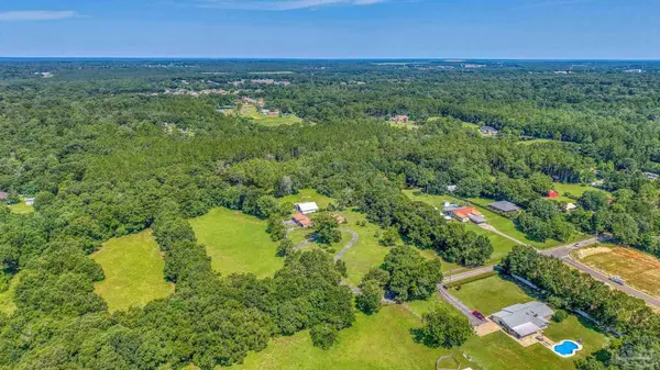 7621 Chellie Rd, Pensacola, FL 32526