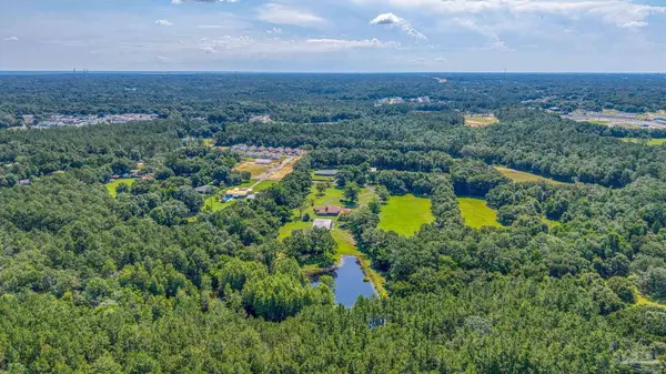 7621 Chellie Rd, Pensacola, FL 32526