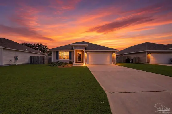5976 Laurel Oak Dr, Pensacola, FL 32526