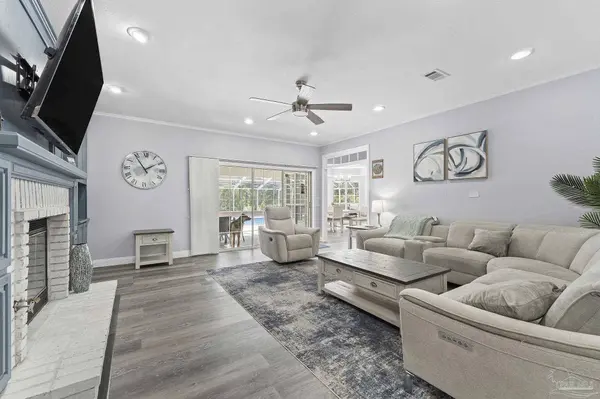 11785 Lillian Hwy, Pensacola, FL 32506