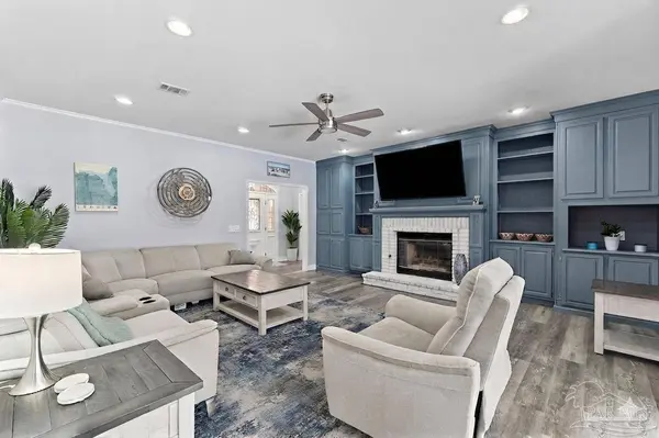 11785 Lillian Hwy, Pensacola, FL 32506