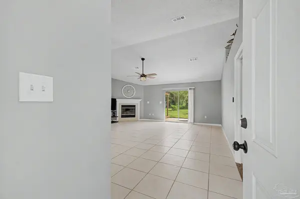 3516 Gardenview Dr, Pace, FL 32571