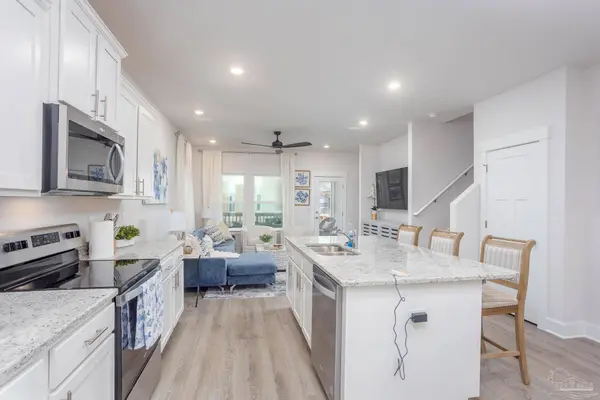 14338 Gardenglen Dr, Pensacola, FL 32507