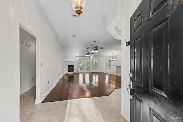 9524 Lorikeet Ln, Pensacola, FL 32507
