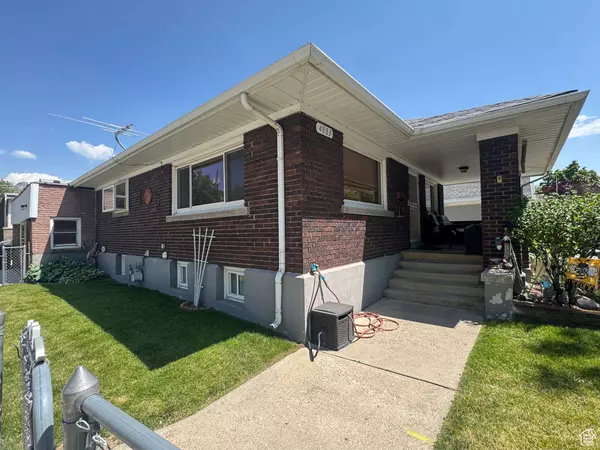 4883 S CENTER ST, Murray, UT 84107