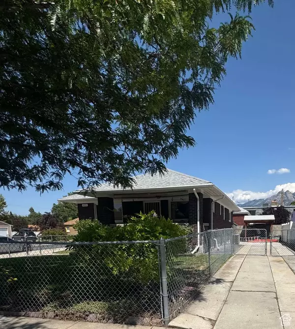 4883 S CENTER ST, Murray, UT 84107