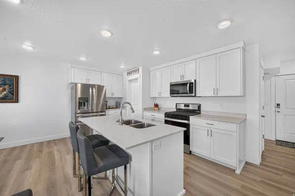 1639 E INDIGO LOOP N, Layton, UT 84041