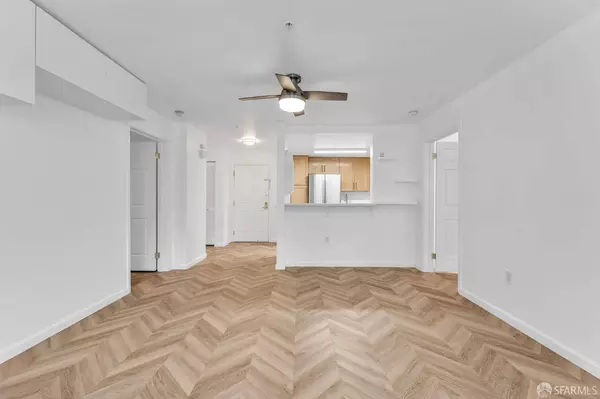 555 10th ST #102, Oakland, CA 94607