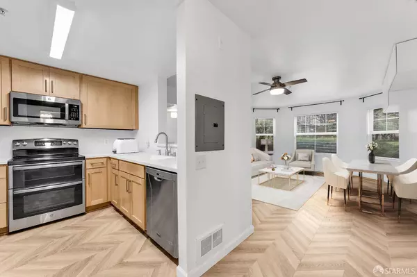 555 10th ST #102, Oakland, CA 94607