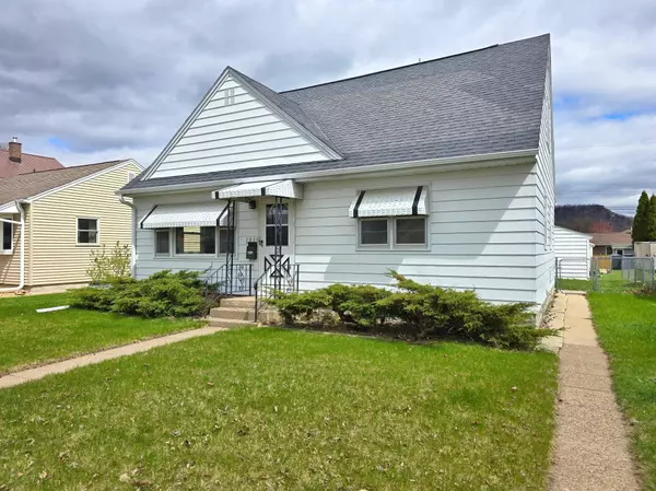 1819 21st ST S, La Crosse, WI 54601