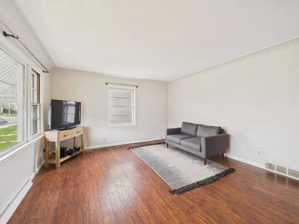 1819 21st ST S, La Crosse, WI 54601