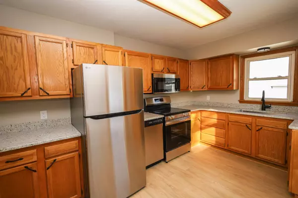 406 9th AVE NW, Rochester, MN 55901