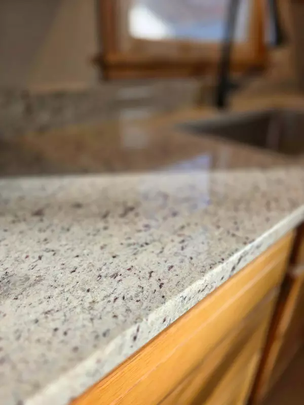 406 9th AVE NW, Rochester, MN 55901