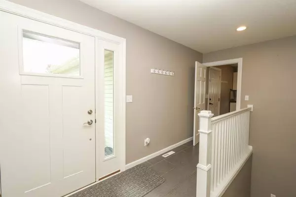 4312 Knotting Hill LN NW, Rochester, MN 55901