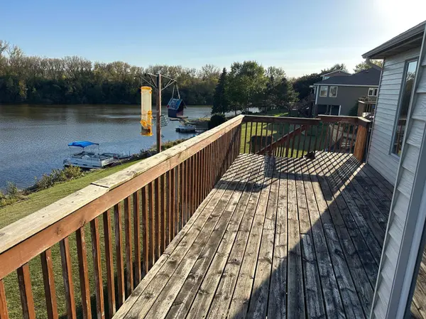 3304 Lake ST NW, Rochester, MN 55901