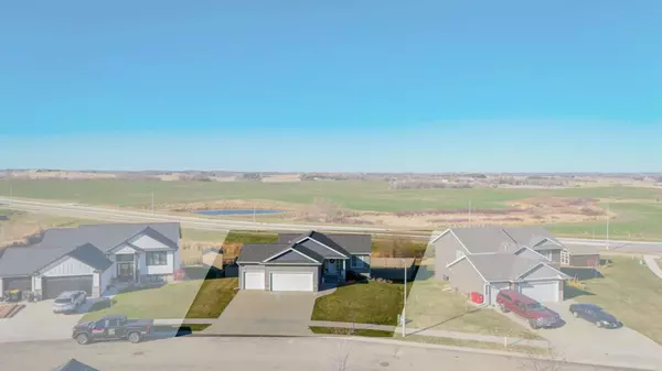 4213 Silver Ridge PL NW, Rochester, MN 55901