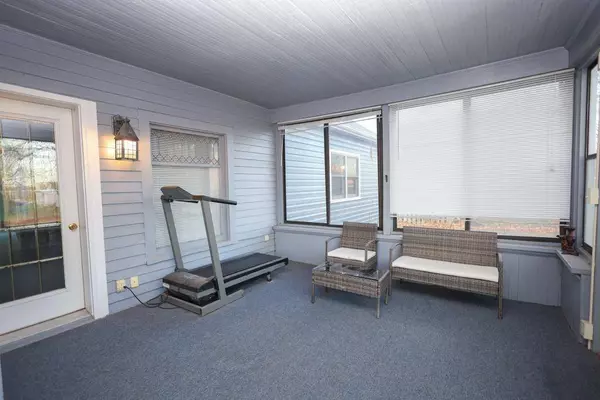 316 2nd AVE SE, Pine Island, MN 55963