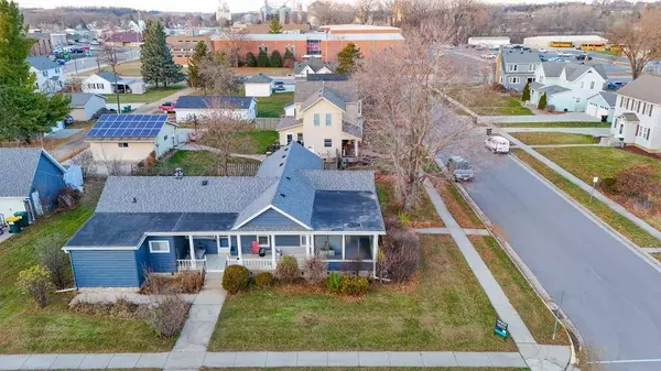 316 2nd AVE SE, Pine Island, MN 55963