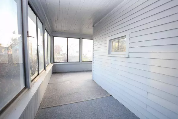 316 2nd AVE SE, Pine Island, MN 55963