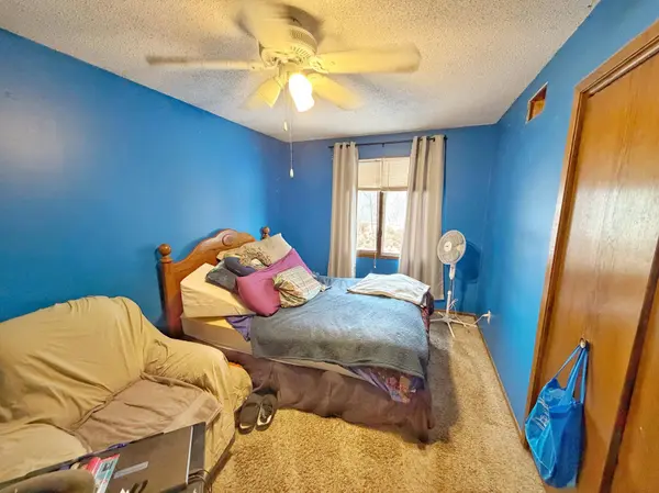 220 4th ST NW, Byron, MN 55920