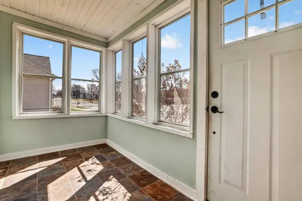 640 2nd AVE NW, Plainview, MN 55964