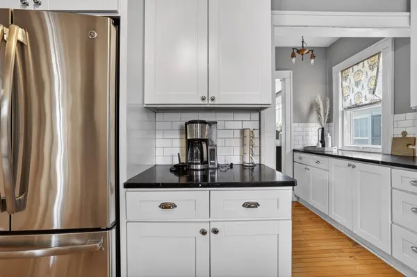 20 11th AVE NW, Rochester, MN 55901