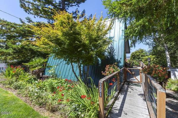 291 Fir ST, Wheeler, OR 97147