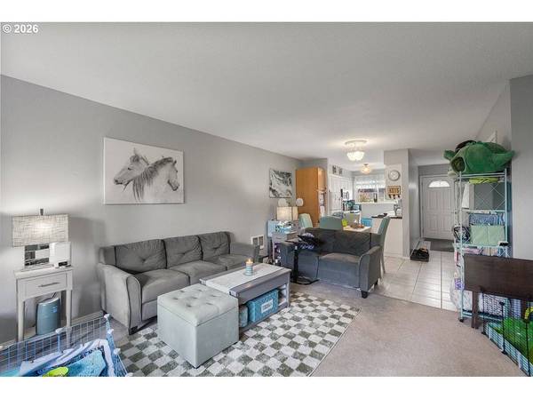 1322 NE HOGAN DR, Gresham, OR 97030