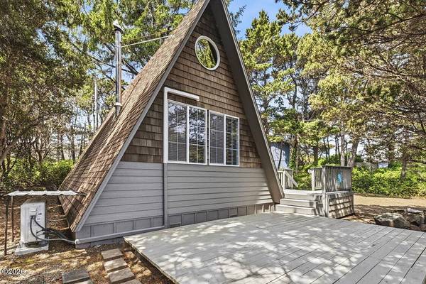 5980 EL MAR AVE AVE, Lincoln City, OR 97367