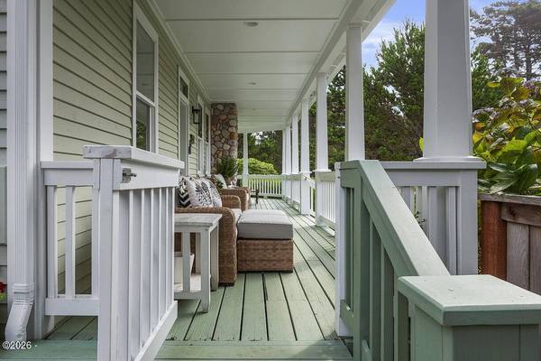 5115 Cavalier AVE, Depoe Bay, OR 97341